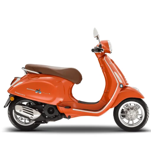 Piaggio Vespa 125 rental in Florence