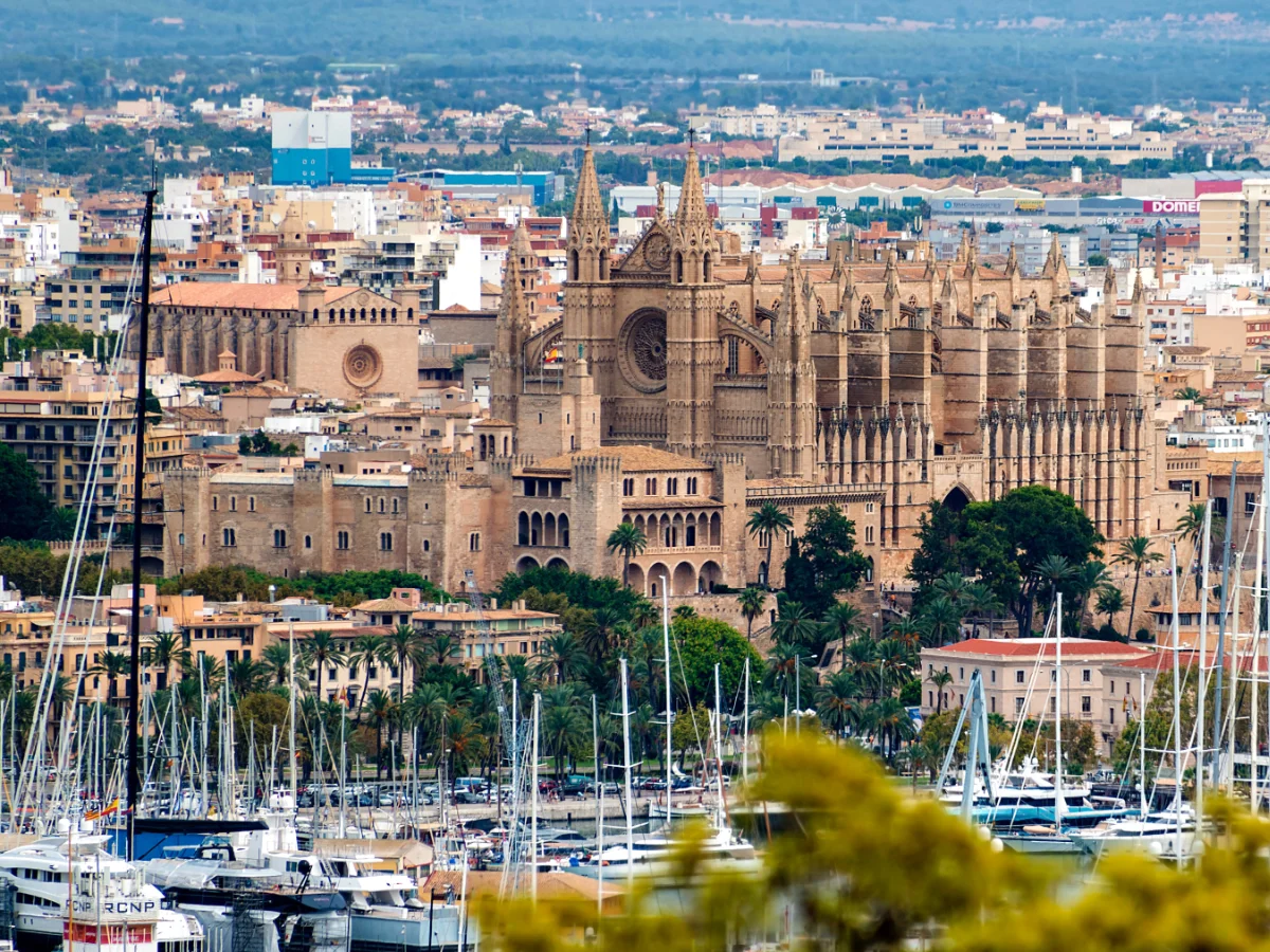 Scooter & motorcycle rental Palma de Mallorca 9 Scooter & motorcycle rental Palma de Mallorca